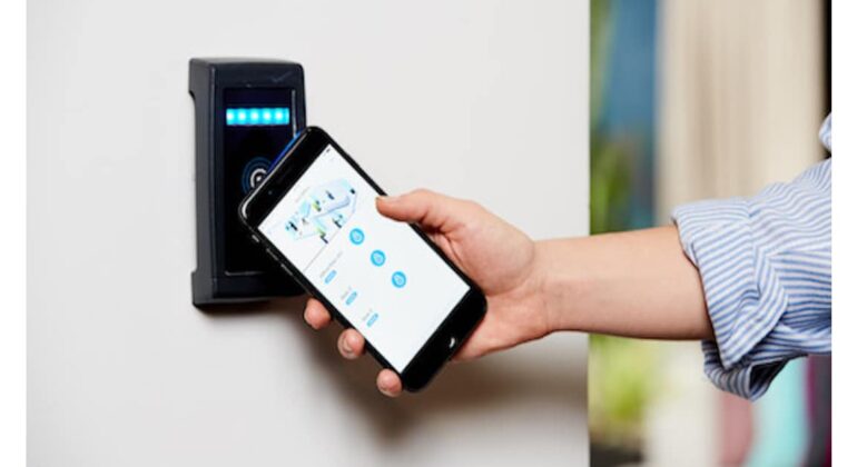 How to Copy an Access Card to Your Phone Using NFC Technology